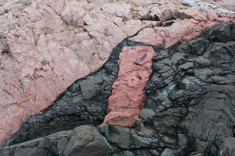Included fragment of granite within basalt. Near Georgeville, Nova Scotia. Rygel M.C. Commons