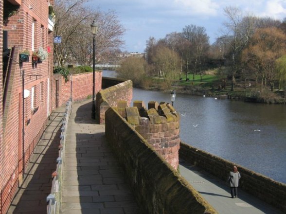 Chester's City Walls -Bridgegate to Eastgate (2)