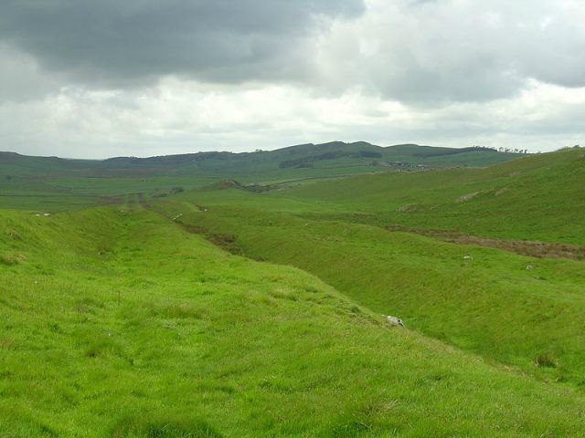 Vallum at Hadrian's Wall. Photographer: Optimist on the run. Creative Commons.