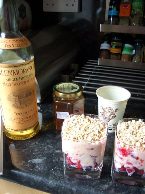"The Best Scottish Dessert" - Cranachan. Author: Saskia van de Nienwenhof from Edinburgh. Creative Commons