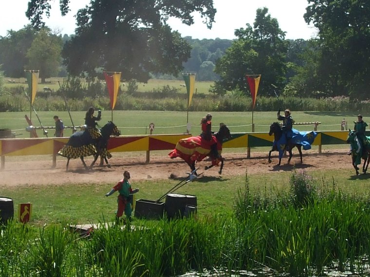 joust-1